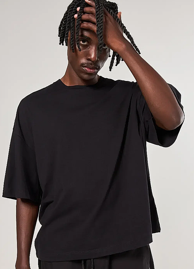 camiseta oversized cropped malhão