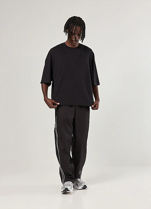camiseta oversized cropped malhão