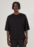 camiseta oversized cropped malhão