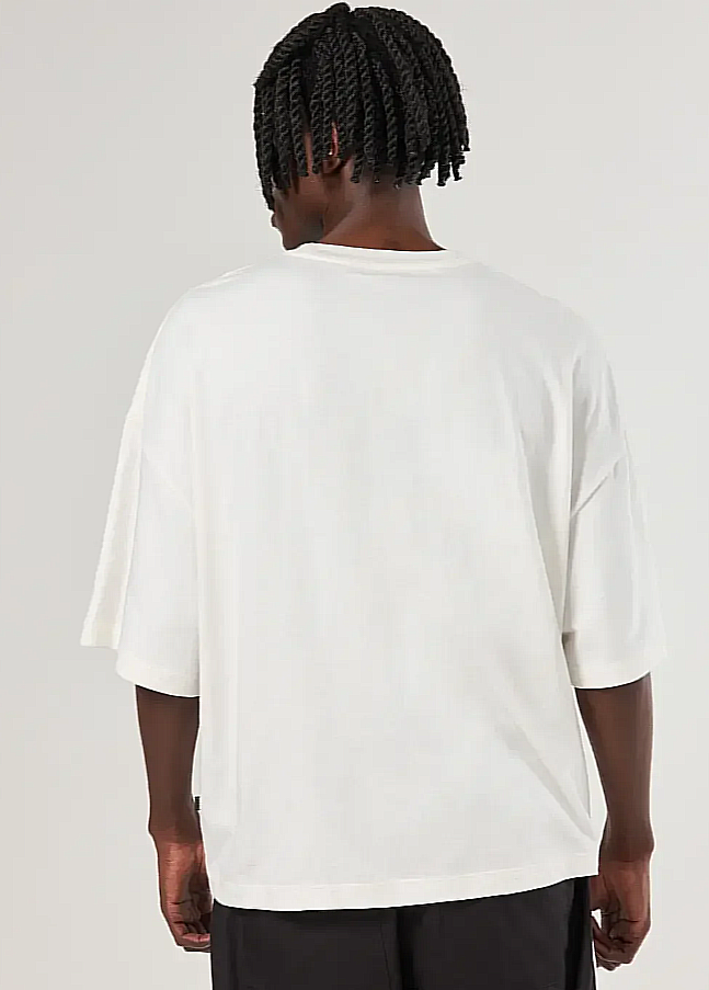 camiseta oversized cropped malhão