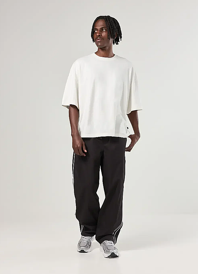 camiseta oversized cropped malhão
