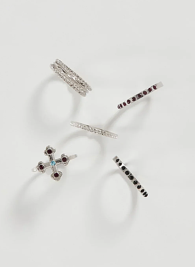 conjunto 5 anéis prateados strass coloridas