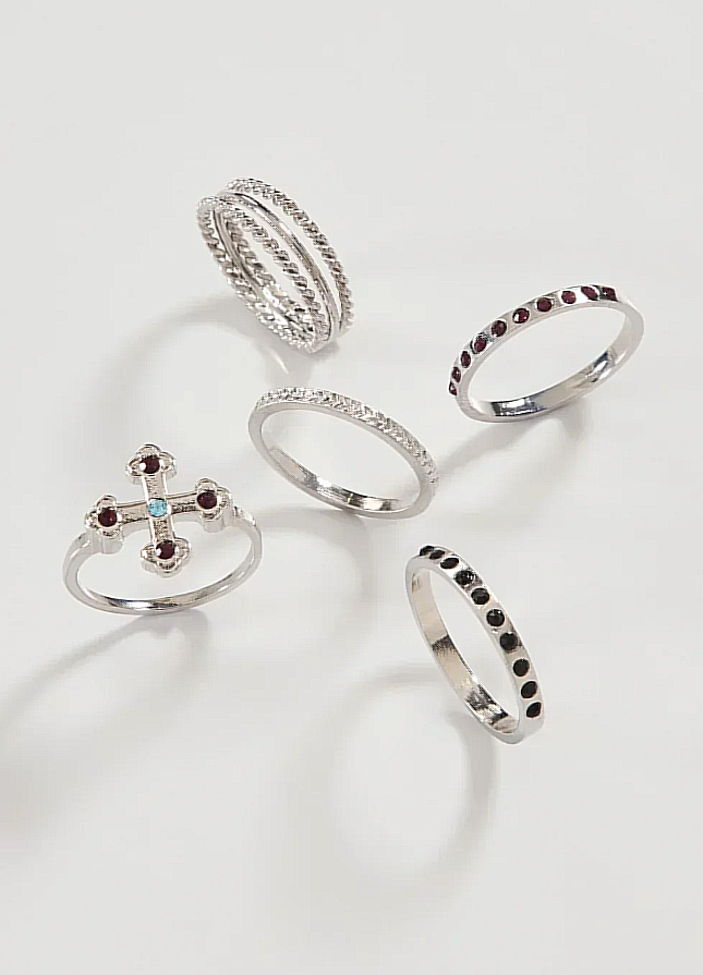 conjunto 5 anéis prateados strass coloridas