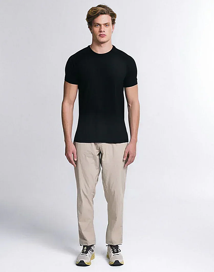 Urbanix Essential® Camiseta Modal Slim Masculina